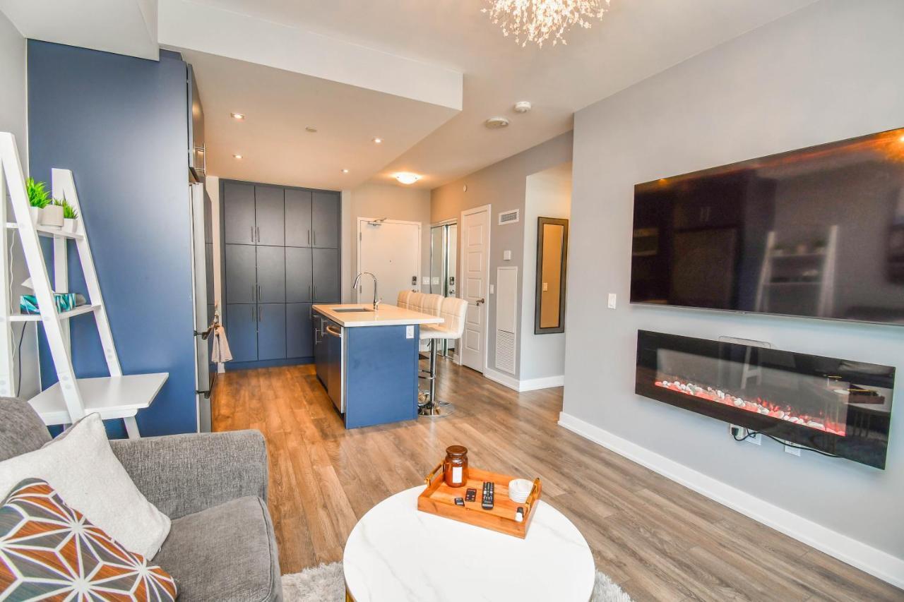 Pet Friendly Condos At Friday Harbour Innisfil Buitenkant foto
