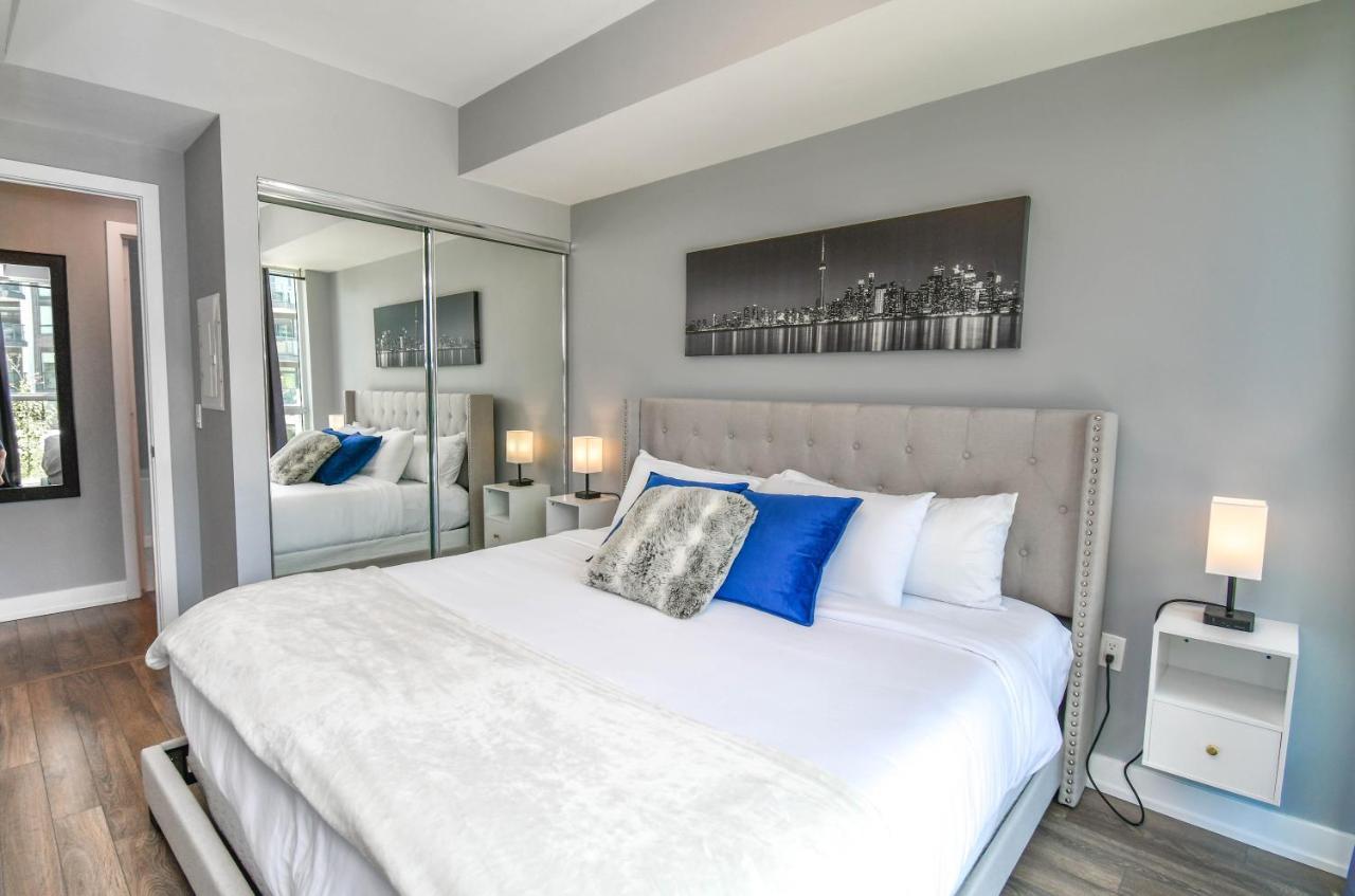 Pet Friendly Condos At Friday Harbour Innisfil Buitenkant foto
