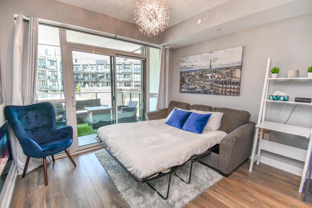 Pet Friendly Condos At Friday Harbour Innisfil Buitenkant foto