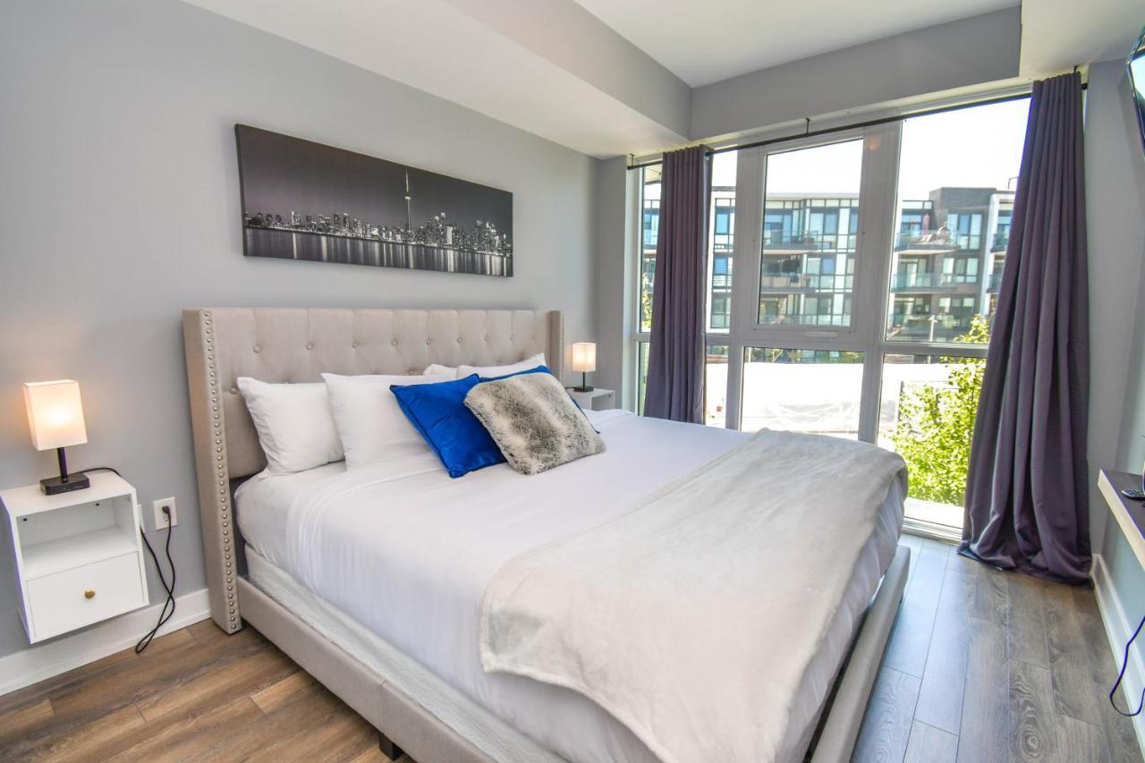 Pet Friendly Condos At Friday Harbour Innisfil Buitenkant foto