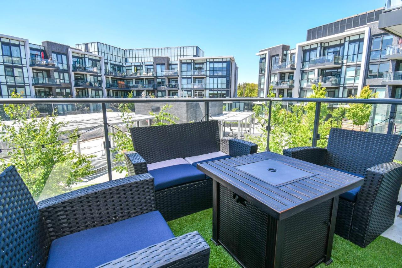Pet Friendly Condos At Friday Harbour Innisfil Buitenkant foto